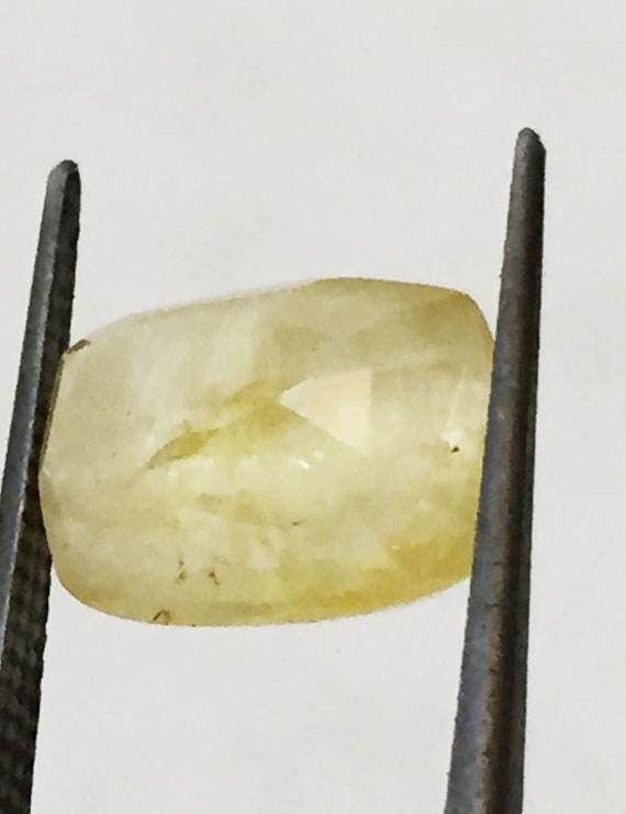 4.14 ct/4.60 ratti Natural Certified Ceylon Pukhraj/Yellow Sapphire